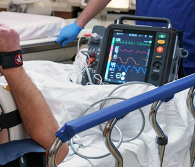 LIFEPAK 35 monitor/defibrillator in use on a cardiac arrest patient 