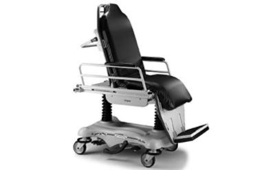 wózka z funkcją krzesła firmy Stryker w ustawieniu do siedzenia