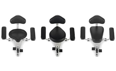 Sgabello Surgistool Stryker mostrato in tre configurazioni di seduta personalizzabili