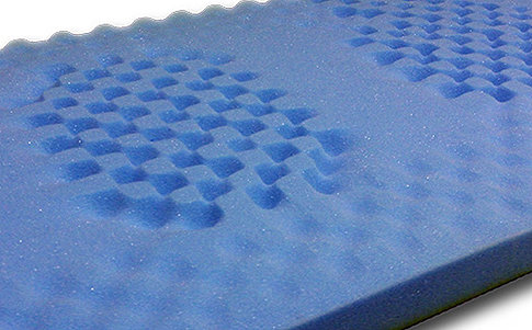 Convoluted foam breaks surface tension at peak pressure points 